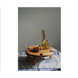 Винный столик ручной работы из Ольхи